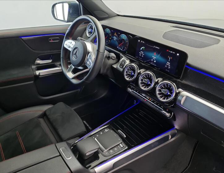 Mercedes-Benz GLB 18