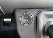Land Rover Defender 73