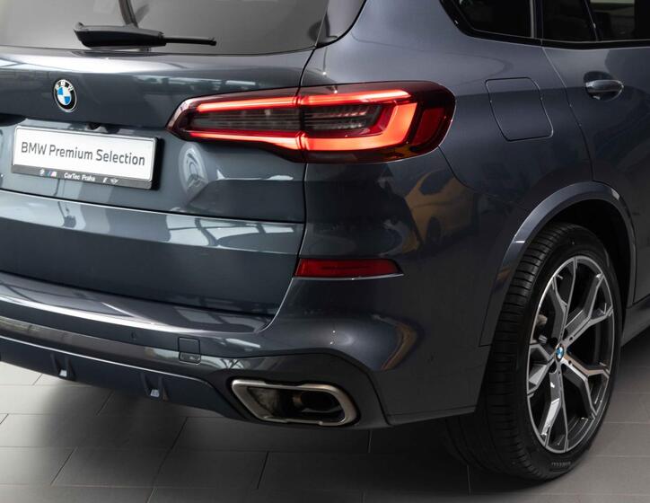 BMW X5 9