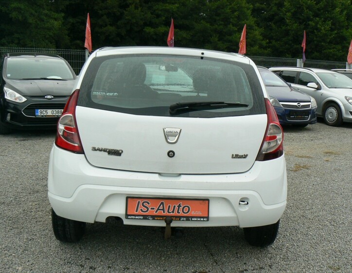 Dacia Sandero 6