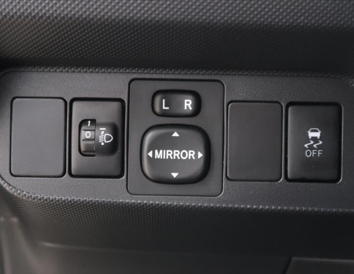 Toyota Auris 16