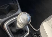 Toyota Yaris 26