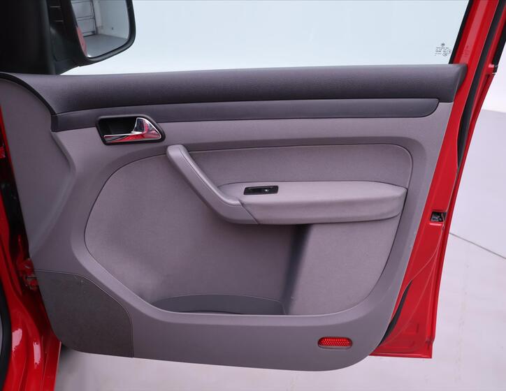 Volkswagen Caddy 13