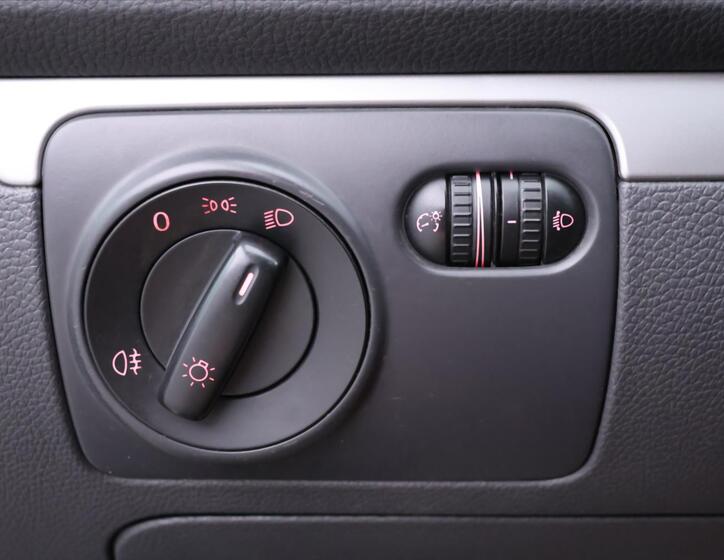 Volkswagen Golf 15