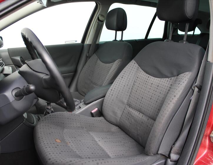 Renault Laguna 9