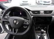 Škoda Superb 9