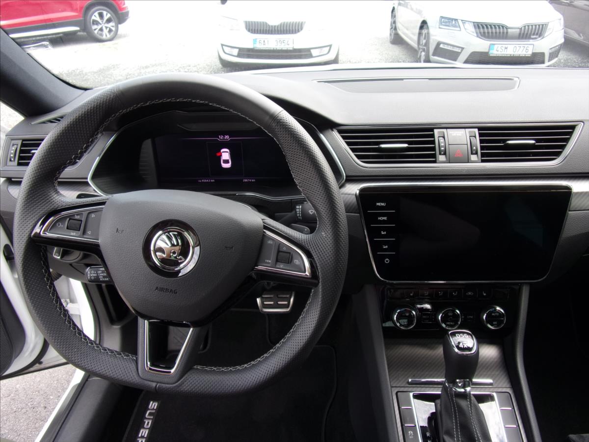 Škoda Superb