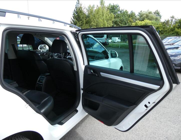 Škoda Superb 27