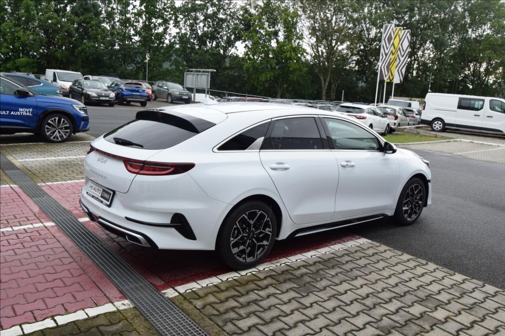 KIA ProCeed