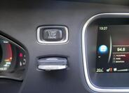 Volvo V40 21