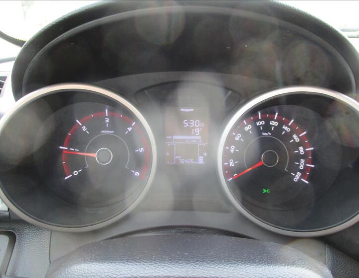 SsangYong Tivoli 14