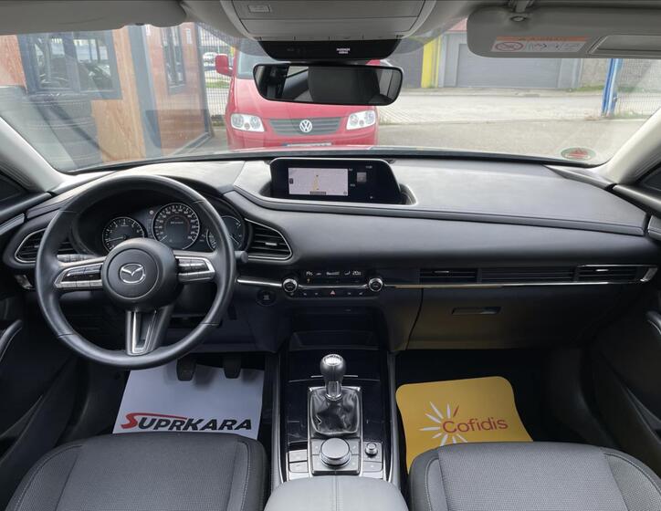 Mazda CX-30 11