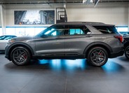 Ford Explorer 2