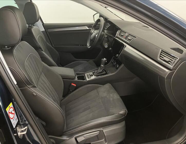 Škoda Superb 21