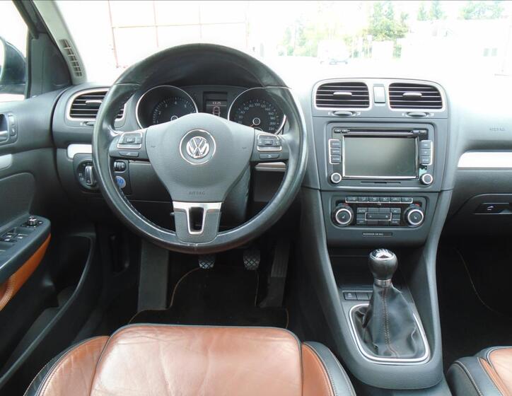 Volkswagen Golf 13