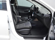 Hyundai i30 11