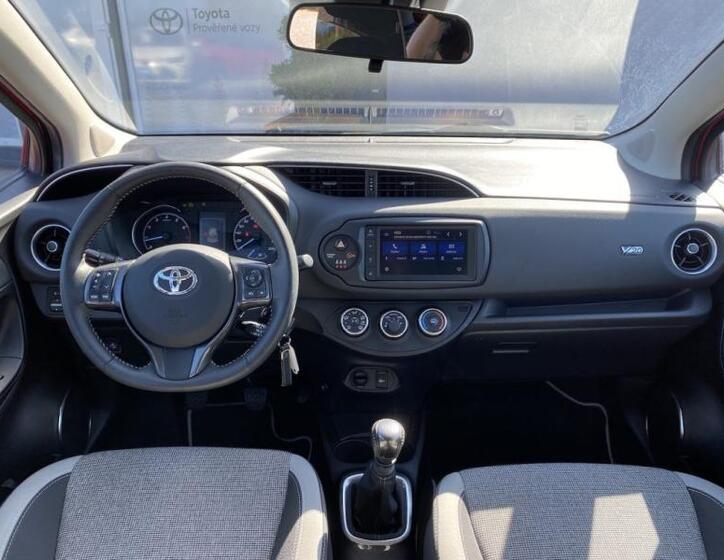 Toyota Yaris 13