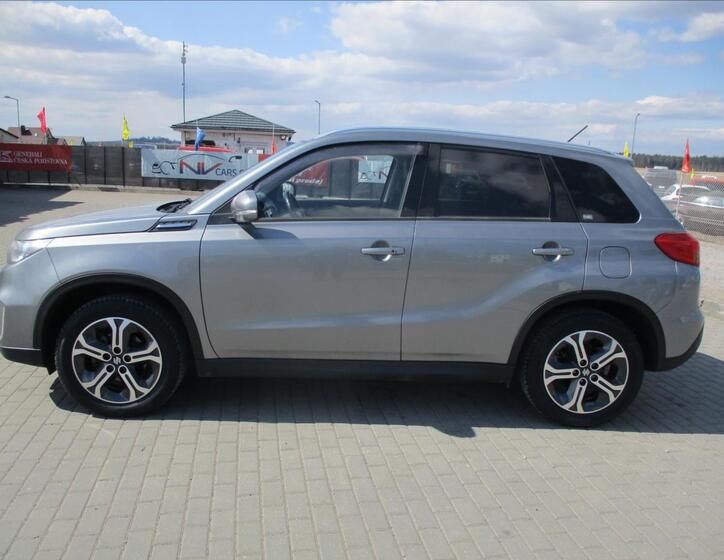 Suzuki Vitara 2