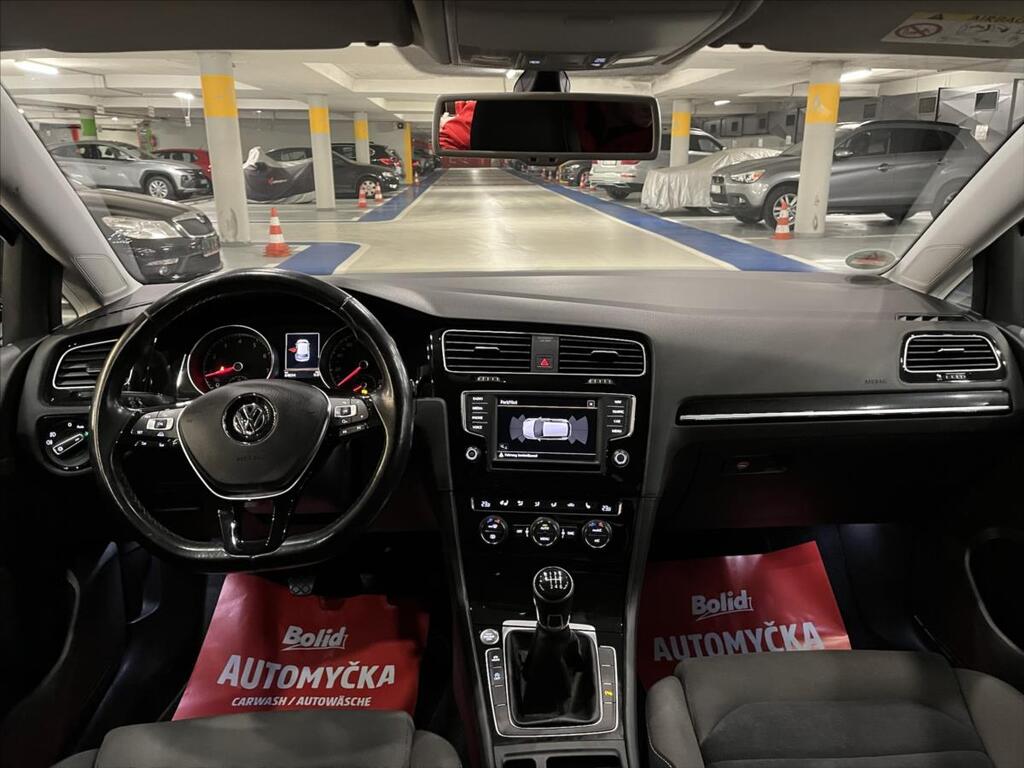 Volkswagen Golf 18
