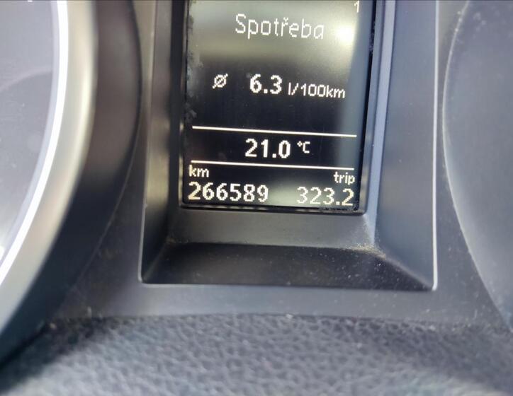 Volkswagen Golf 11