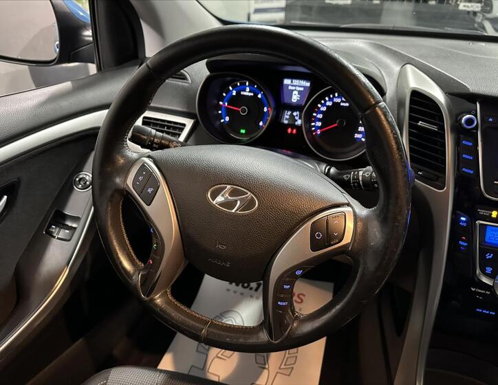 Hyundai i30 18