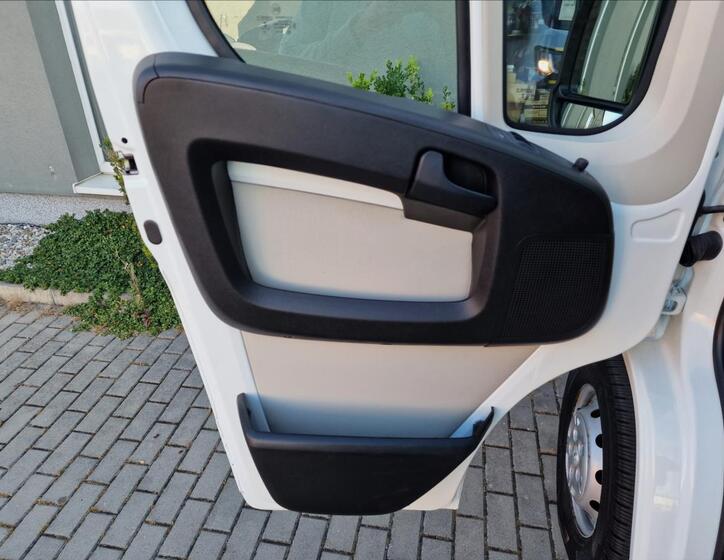 Peugeot Boxer 32