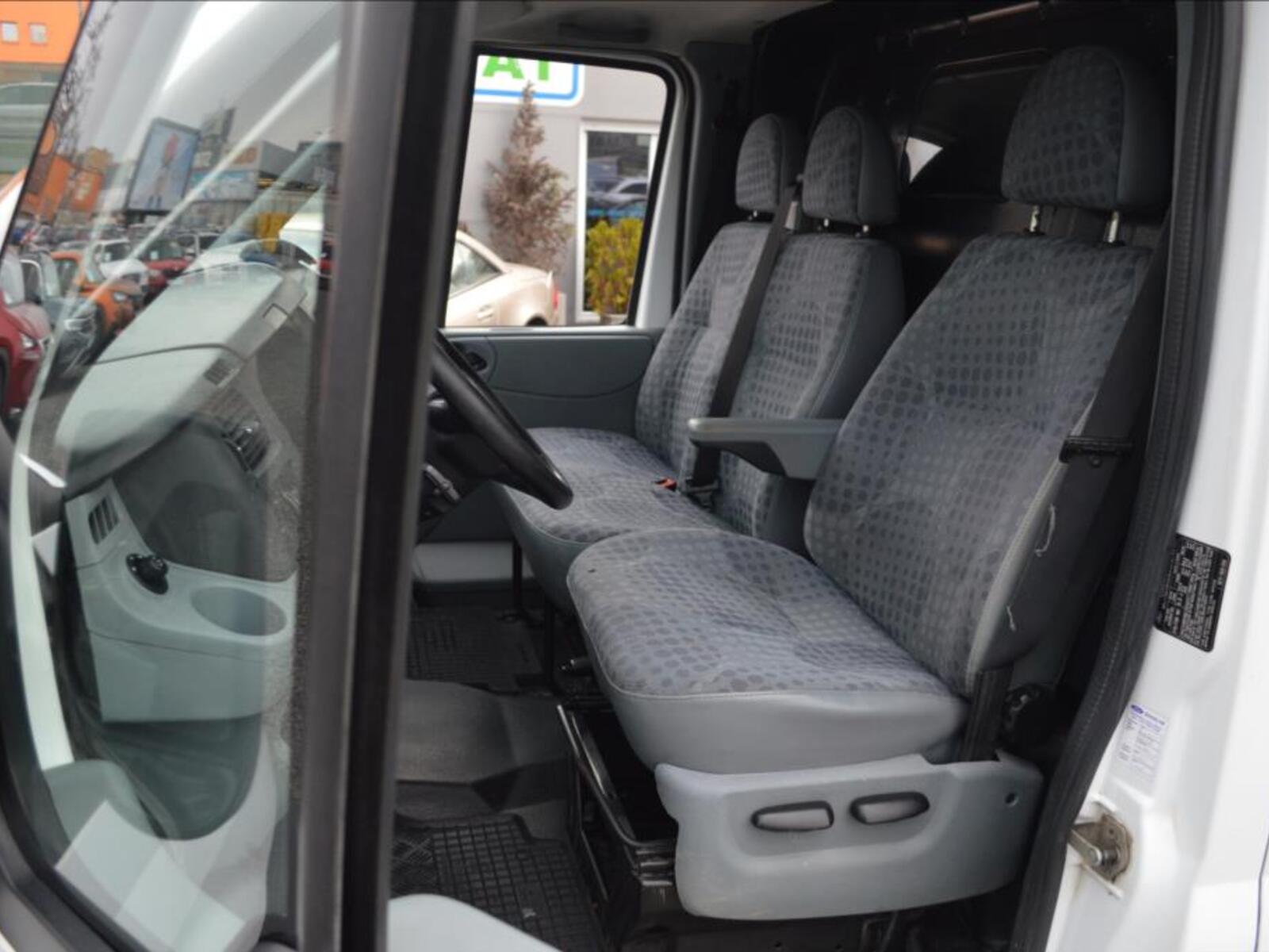 Ford Transit 21