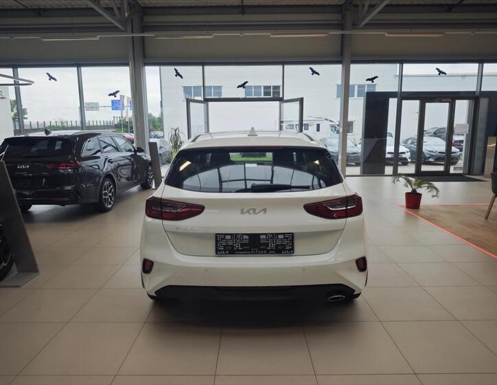 KIA Ceed 4