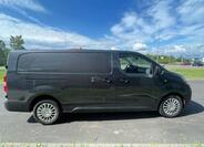 Toyota ProAce 9