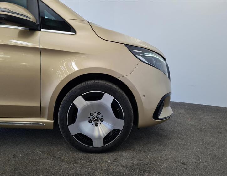 Mercedes-Benz Třídy V 28