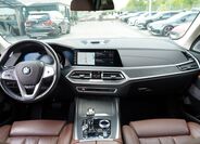 BMW X7 37