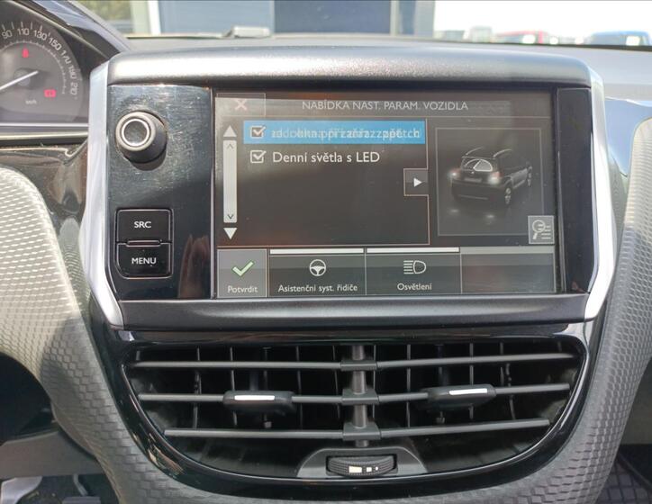 Peugeot 2008 18