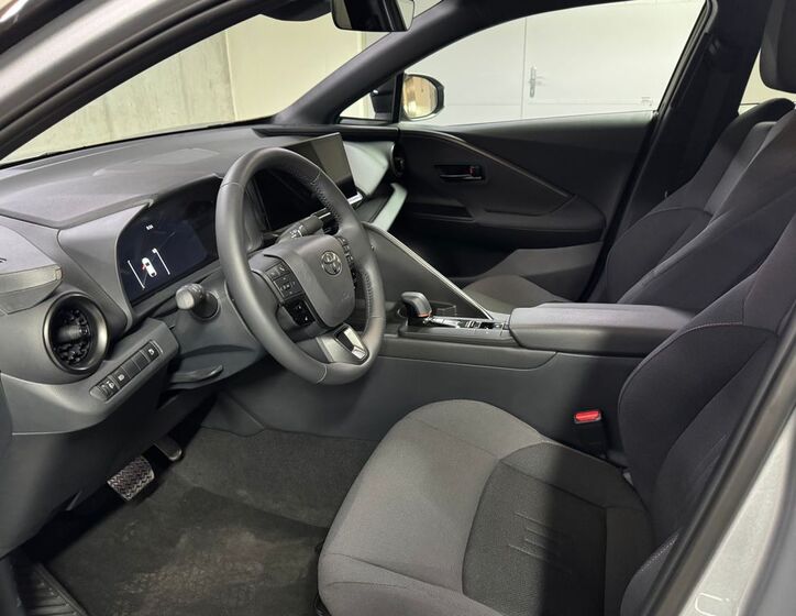 Toyota C-HR 9