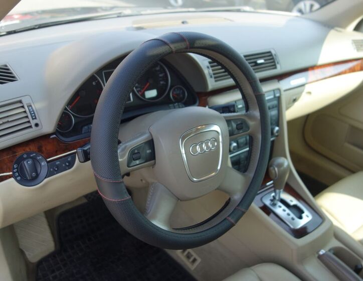 Audi A4 25
