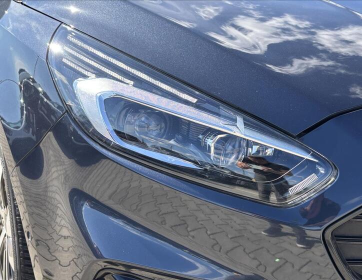 Ford S-MAX 10