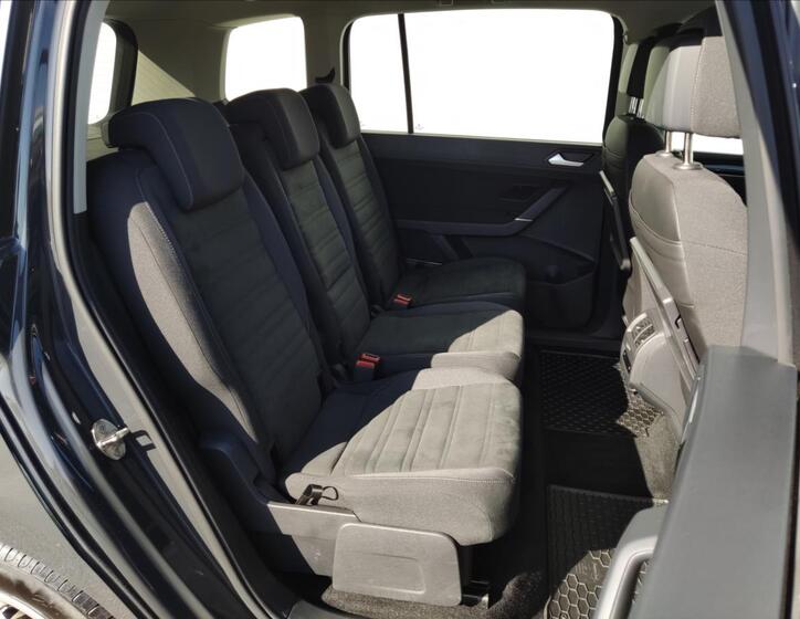 Volkswagen Touran 21