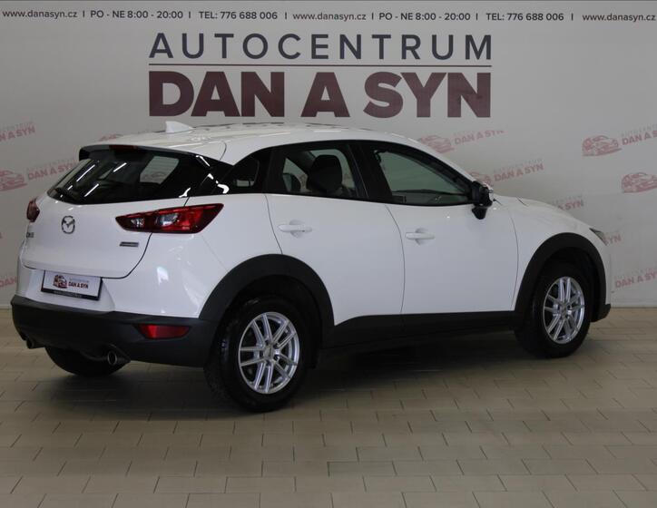 Mazda CX-3 4