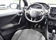 Peugeot 208 25