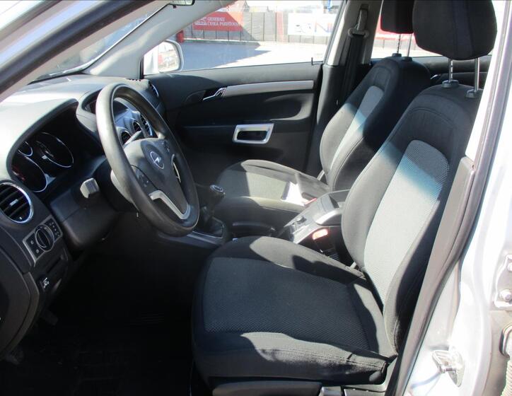 Opel Antara 7