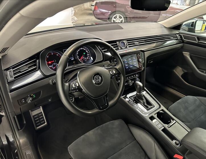 Volkswagen Arteon 6