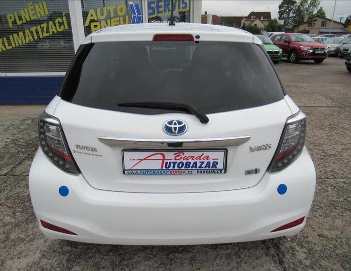 Toyota Yaris 6