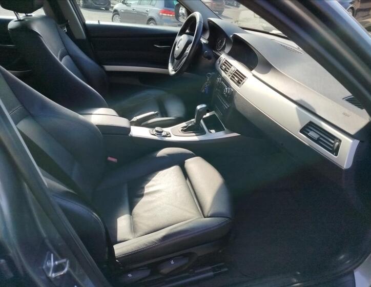 BMW Řada 3 28