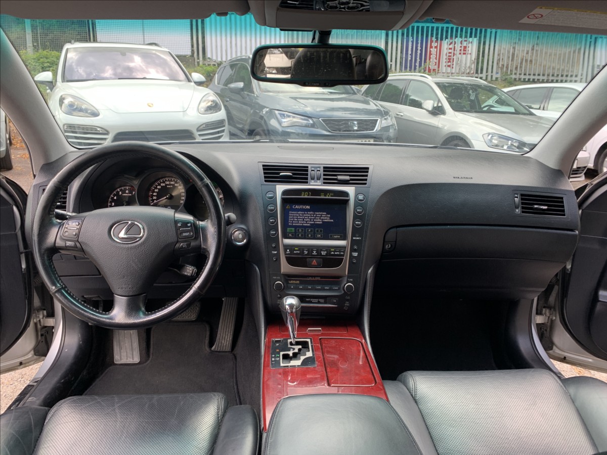 Lexus GS 300