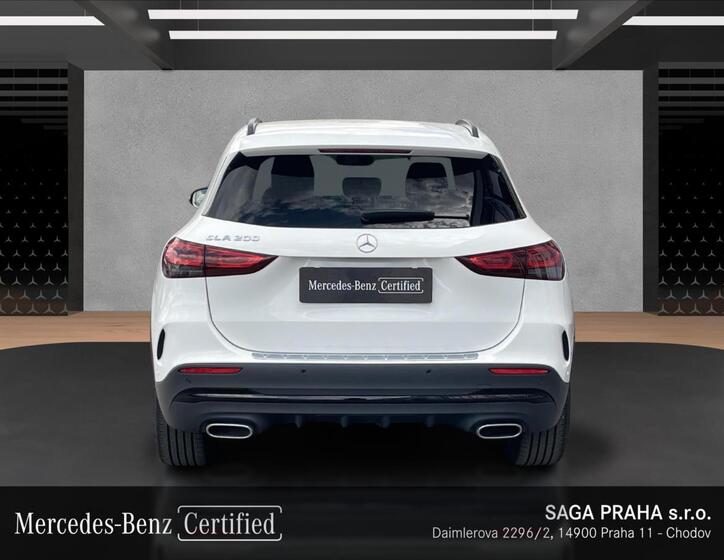 Mercedes-Benz GLA 4