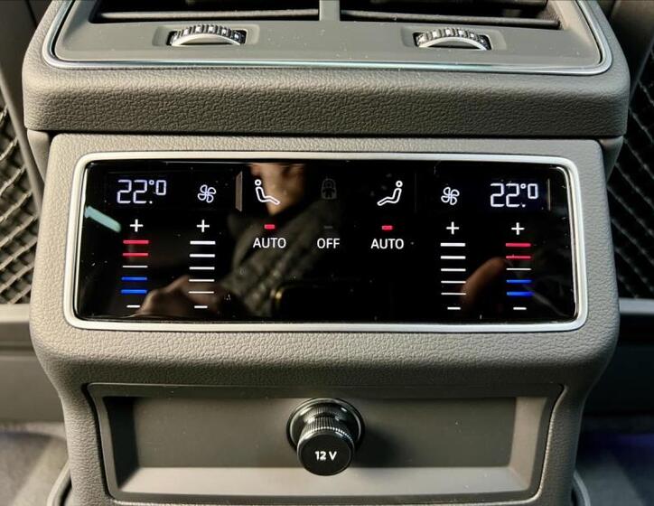 Audi S6 31