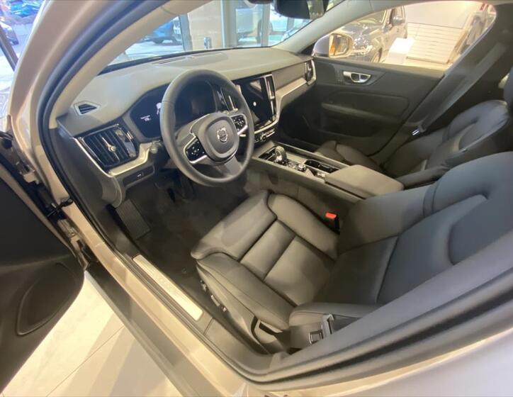 Volvo V60 3