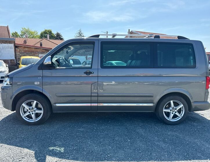 Volkswagen Caravelle 7
