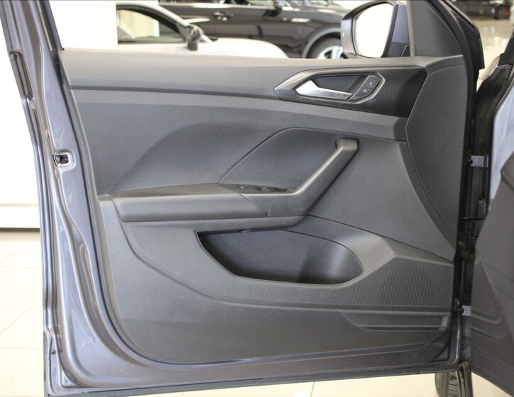 Volkswagen T-Cross 15