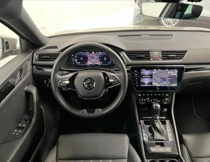 Škoda Superb 5