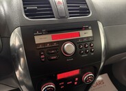 Suzuki SX4 11